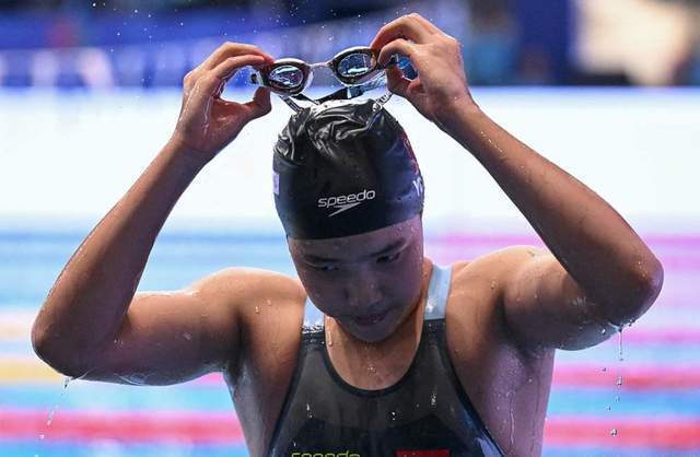 她的年龄也, 一个篮子里